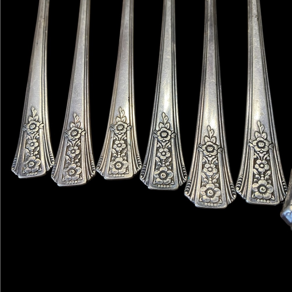 VTG Oneida Tudor Plate 1939 Fortune Silverplate Flatware Set - Floral Art Deco - Picture 2 of 15